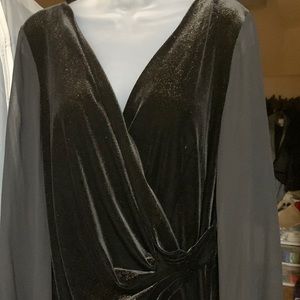 Alex Evenings Stretch Velvet, Faux Wrap Top with Sheer Sleeves Size XL